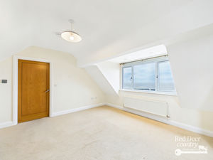 Sitting Room- click for photo gallery